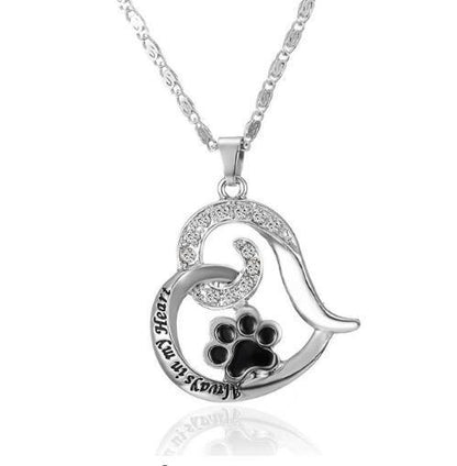 Collier à mémoire en cœur élégant en argent - Almaie